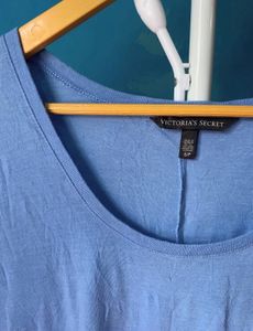 Victoria's Secret Blue 3/4 Sleeve Top