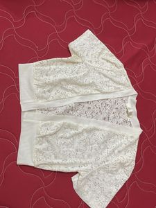 Elegant Lace Bolero Jacket