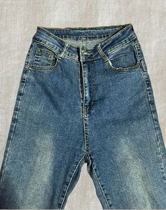 High-Waisted Skinny Blue Jeans