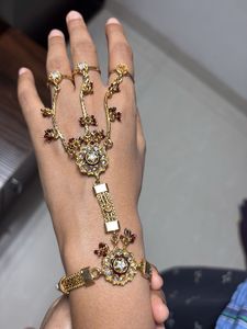 Elegant Hand Harness with Rings