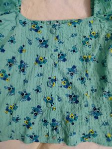 Cute Floral Puff Sleeve Top