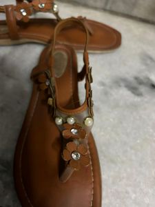 Flats With beaded Stones