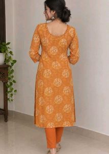 COMBO OF Elegant Mustard Bandhani Kurta Set+ peach