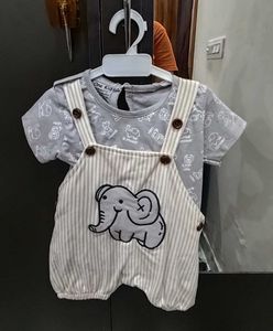 Cute Elephant Baby dungaree with tshirt
