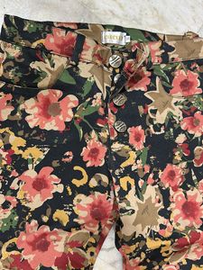 Designer Stretchable Pants For Stylish Girls
