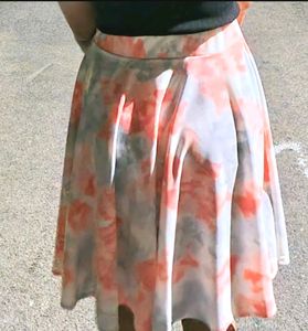 Brand NEW*** Flared Type KNEE LENGTH MULTICOLOURED