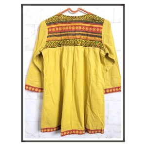 🎈NEW🎈Mustard Yellow Embroidered Short Kurti