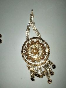 Hathphul and maangtika