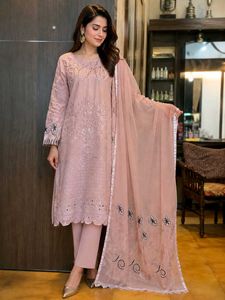 Pakistani suit