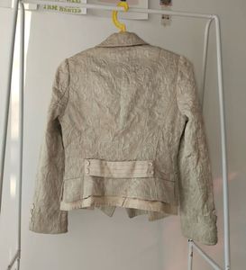 Elegant Textured Blazer