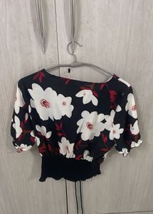 Floral Print Crop Top with Lace-up Detail