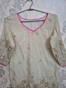 Elegant Embroidered Kurta