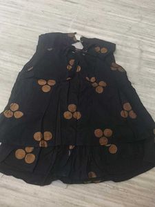 Black Sleeveless Kurta with Brown Motifs
