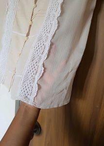 Chic Lace Trim Tunic Top