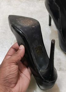 Wifes Classic Black Patent Stiletto Heels