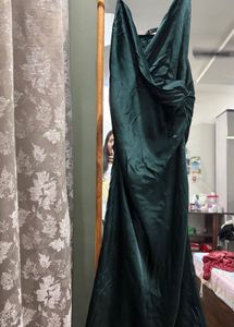 Elegant Emerald Green Satin Gown