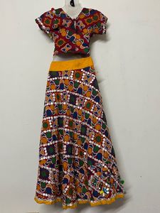 NAVRATRI Embroidered Lehenga Choli Set with Dupatt