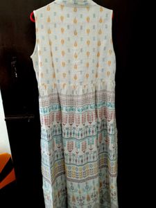 Stylish Sleeveless Printed Kurta/dress