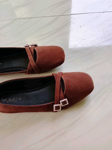 Chic Brown Ballet Flats with Rhinestone Buckle