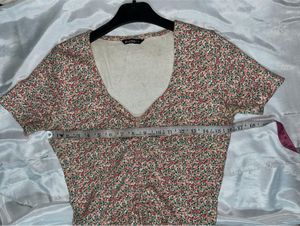 Zudio Floral Ruched Crop Top
