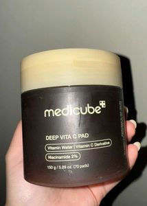 Medicube Deep Vita C Pads (New sealed)