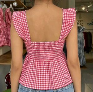 Red Gingham Puff Sleeve Top(New )