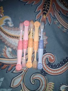 Kids Toothbrushes - Set of 5