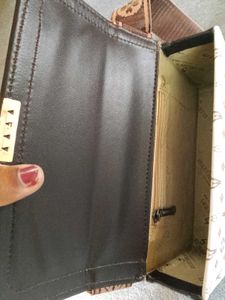 Stylish Crossbody Handbag