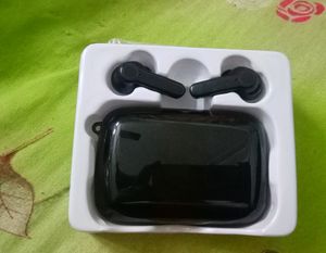 Wireless Earbuds with Charging Case