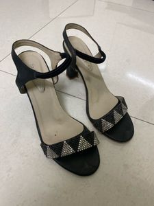 Sparkling Black Heeled Sandals