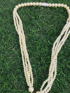 Pearl &amp; Gold Pendant Necklace
