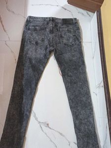 Men's Grey Ripped Jeans