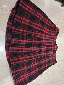 Cute Red &amp; Black Skirt
