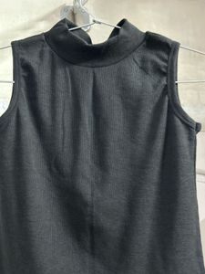 Sleek Black Mock Neck Sleeveless Top