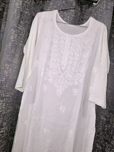 CHIKANKARI WHITE LUCKNOWI HANDWORK KURTI