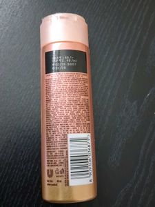 Lakme Peach Milk Sunscreen Moisturiser SPF 30