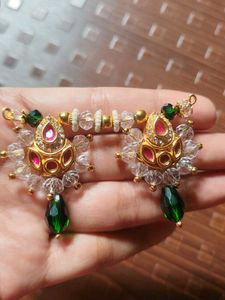 Beautiful Kundan &amp; Crystal mangalsutra pendent