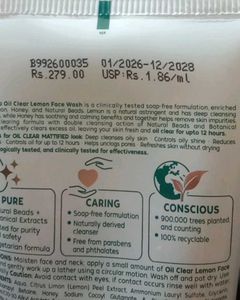 Himalaya Oil Clear Lemon Face Wash