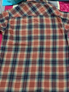 Men's Plaid Button-Up Shirt