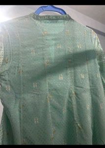 W Cyam Glitter Sequence Work Kurta with Leggings