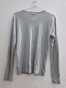 Forever 21 Gray Henley shirt