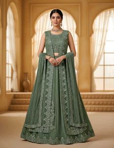 🆕🆕2 In 1 Indo Western Mehendi Outfit