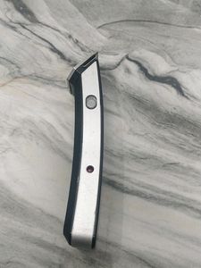 Hair Trimmer Dead Condition Me He Band He Chalu Nahi He