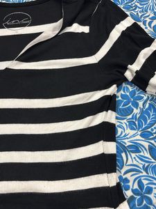Striped V-Neck Crop Top