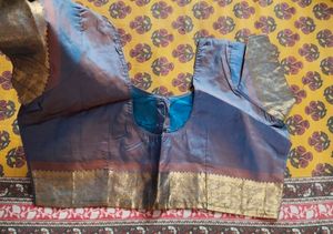 Kanjeevaram Silk Blouse with Gold Border✨💙
