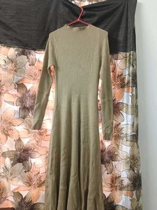 Elegant Ribbed Knit Midi Dress