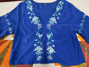 Blue Embroidered tops+kurti