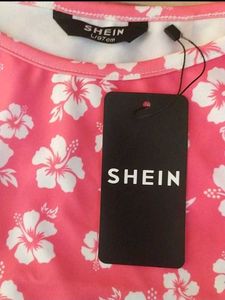 Vibrant Floral Print Tank Top