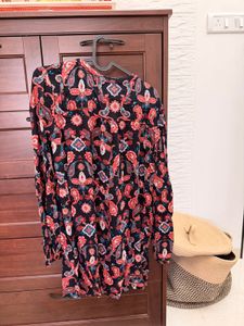 Chic Paisley Print Long Sleeve Top