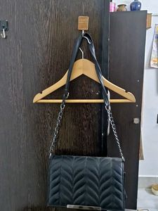 Chic Quilted Black Crossbody Bag